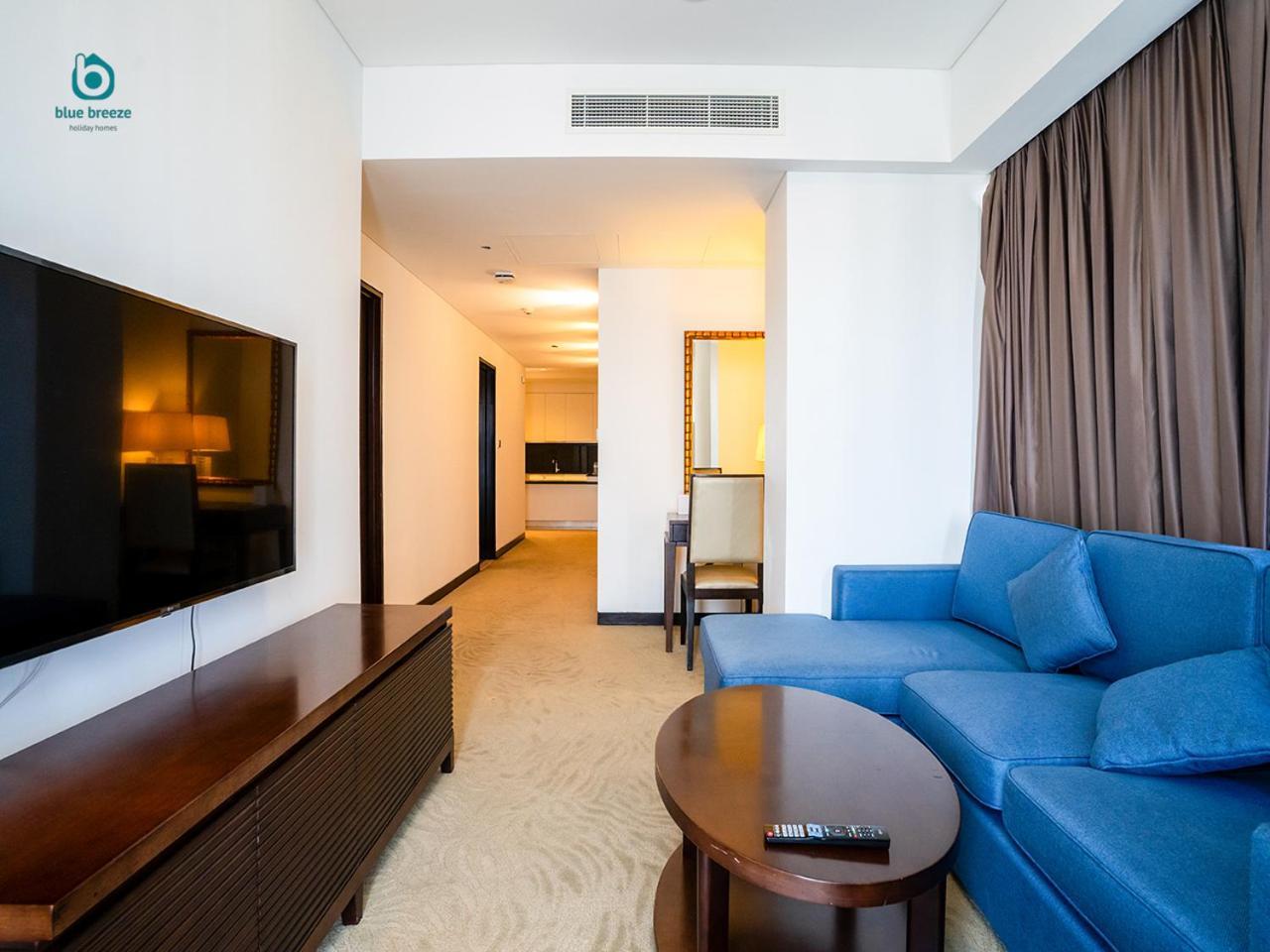 Blue Breeze - The Address Marina Mall * Dubai